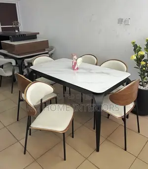 Dinning Table With 6 Chairs