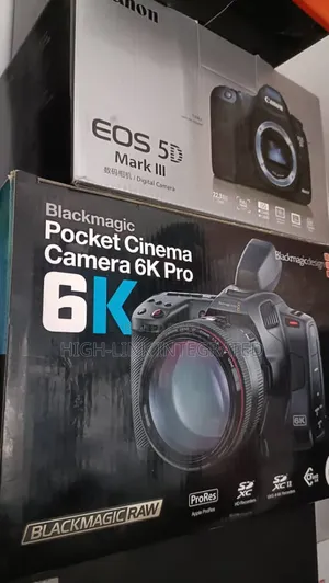 Blackmagic Design Pocket Cinema Camera Pro