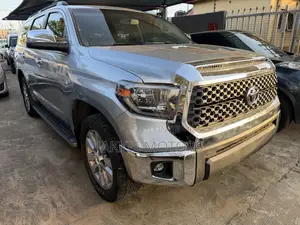 Toyota Sequoia 2014 Gray