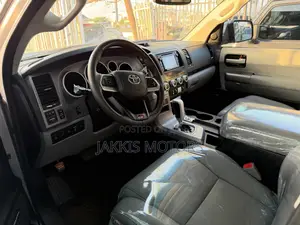 Toyota Sequoia 2014 Gray