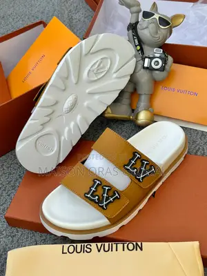 Quality Louis Vuitton Men Slide