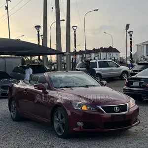 Lexus IS 2011 Maroon