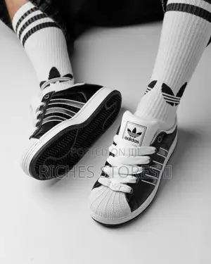 Adidas Superstar SNKRS