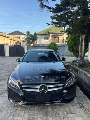 Mercedes-Benz C300 2015 Black