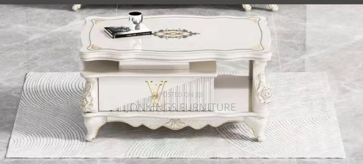 Royal Luxury Center Table