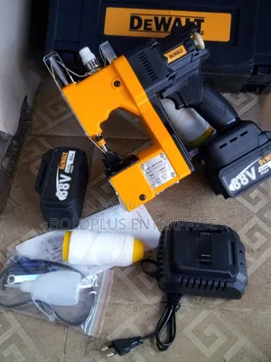 Dewalt 88 Volt Bag Closer Machine