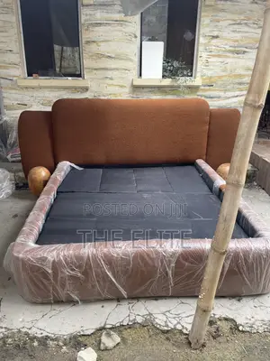 5.5 by 6 Bedframe