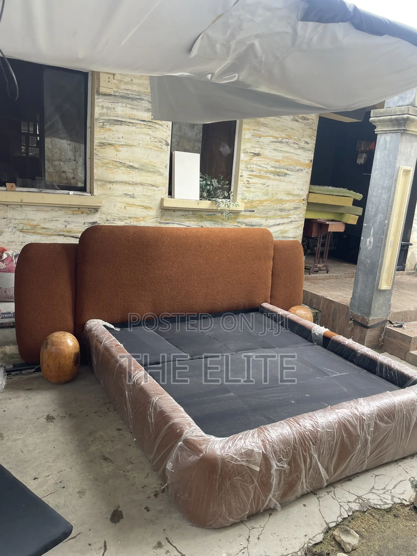 5.5 by 6 Bedframe