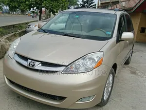 Toyota Sienna XLE Limited 2008 Gold