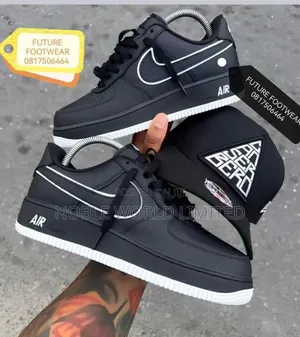 Nike Unisex Sneakers Anyi 7j