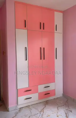Wall Room High