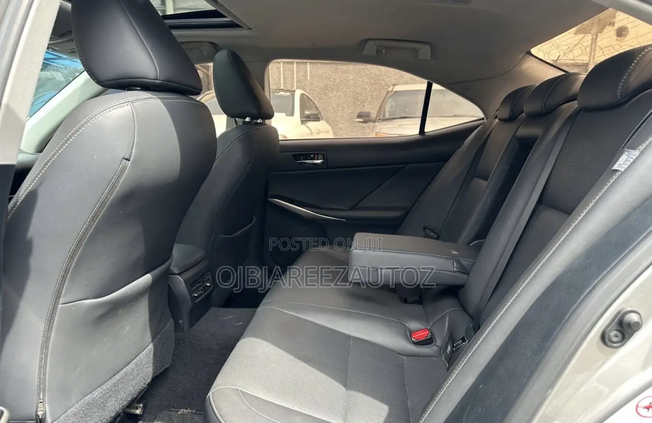 Lexus IS 250 2015 Gray