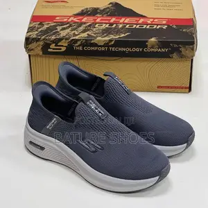 Male Skechers Is Available