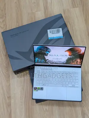 Laptop Asus ROG Zephyrus G14 32GB AMD Ryzen 9 SSD 1T