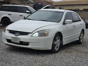 Honda Accord 2004 White