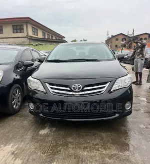 Toyota Corolla LE 4dr Sedan (1.8L 4cyl 4A) 2012 Black