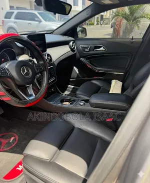 Mercedes-Benz GLA 250 2017 Gray