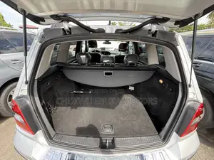 Mercedes-Benz GLK-Class 350 4MATIC 2010 Silver