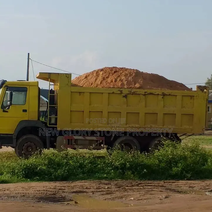 30tons of Sharp Sand and Filling Sand