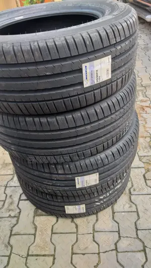 265/60r 18 Michelin Tyre