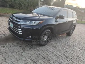 Toyota Highlander 2017 Black