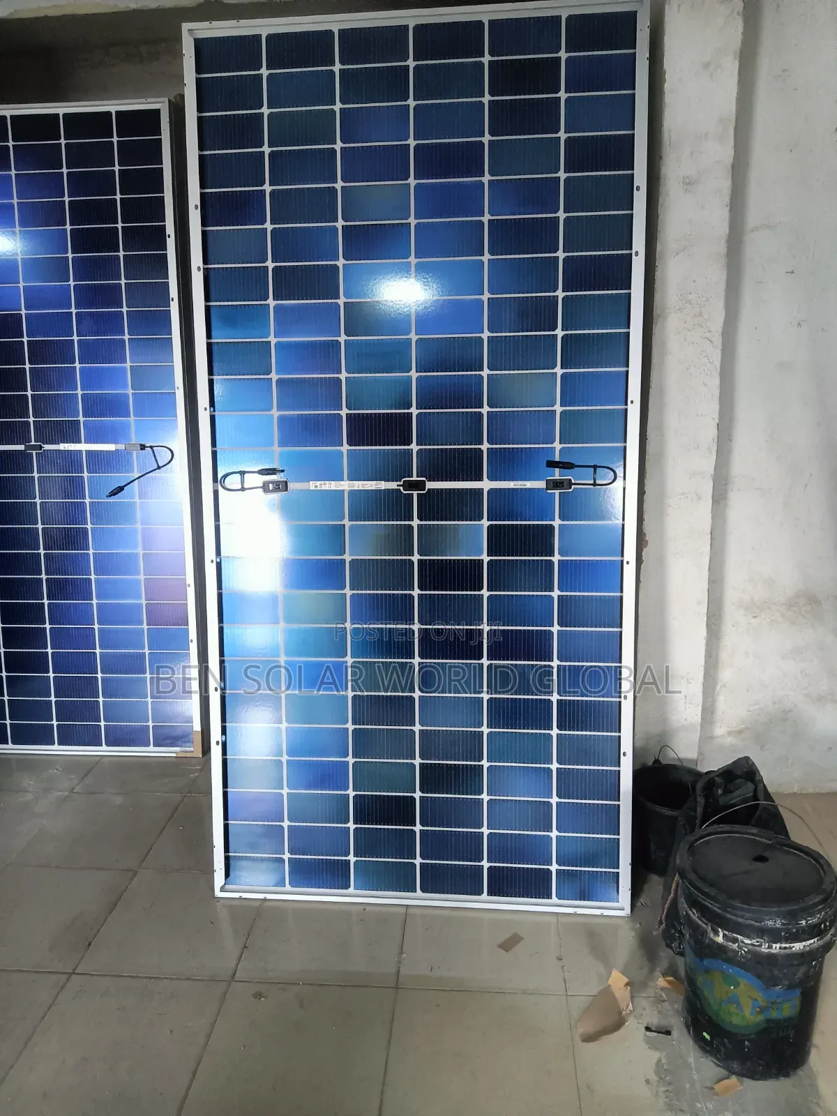 650watts Solar Jinko Penel