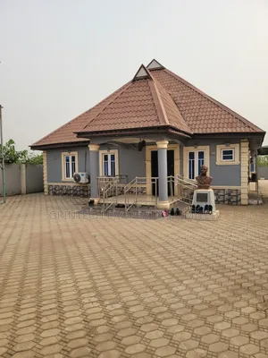 4bdrm Bungalow in Ita Sanni for rent