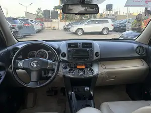 Toyota RAV4 3.5 Limited 2011 Brown