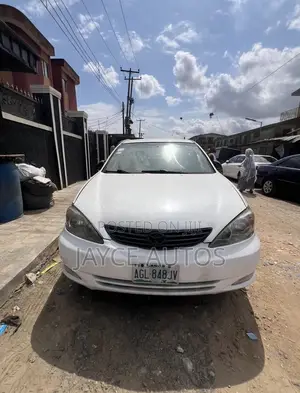 Toyota Camry 2006 White
