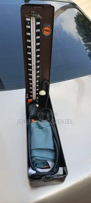 Accoson Sphygmomanometer (Bp Monitor)