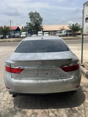 Lexus ES 350 FWD 2013 Silver
