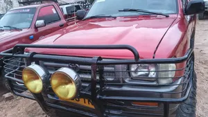 Toyota Hilux 1998 Red