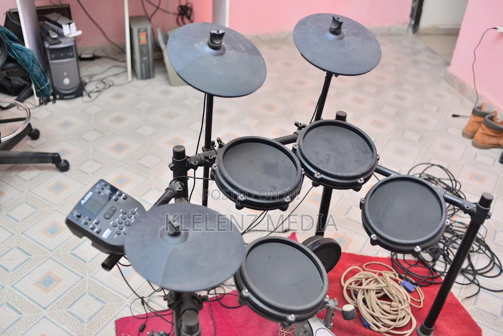 Alesis Mesh Electric Drum Set