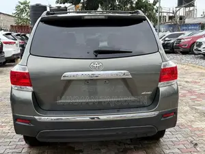 Toyota Highlander 2012