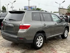 Toyota Highlander 2012