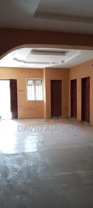 3bdrm Block of Flats in Anuoluwa Estate, Akobo for rent