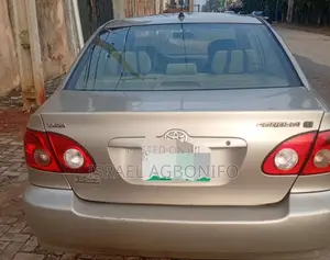 Toyota Corolla 1.8 TS 2005 Gold