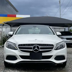 Mercedes-Benz C300 Luxury 4Matic Sedan AWD (2.0L 4cyl 7A) 2016 White
