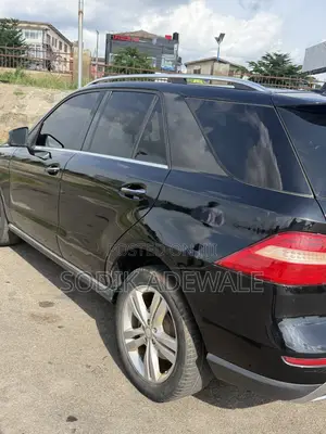 Mercedes-Benz M Class 2015 Black