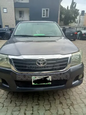 Toyota Hilux 2.7 VVT-i 4X4 SRX 2012 Gray