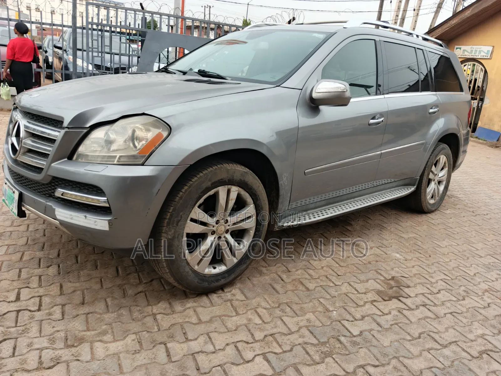 Mercedes-Benz CL 2010 Gray