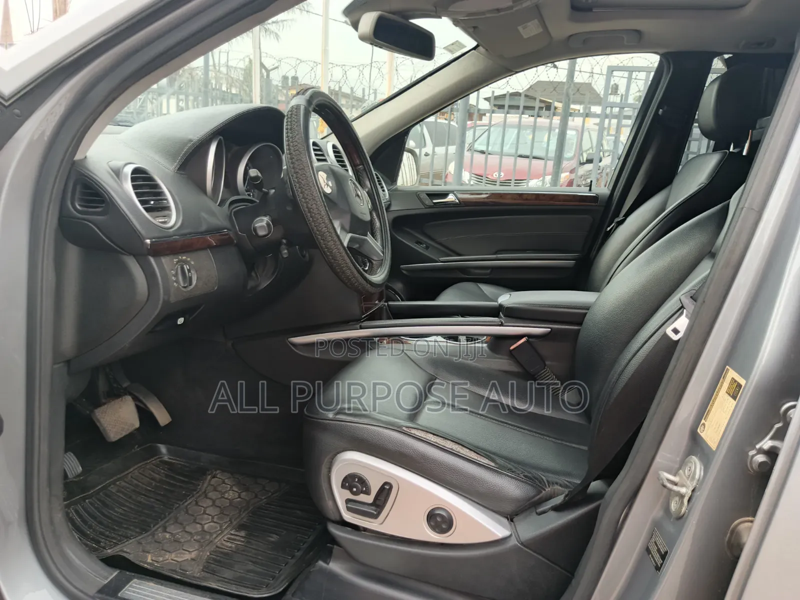 Mercedes-Benz CL 2010 Gray