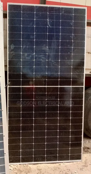 555w Jinko Solar Panels