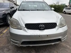 Toyota Matrix 2004 Silver