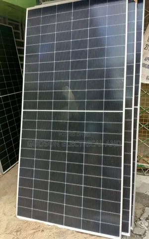 650w Solar Panels