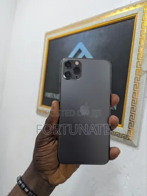 Apple iPhone 11 Pro Max 64 GB Black