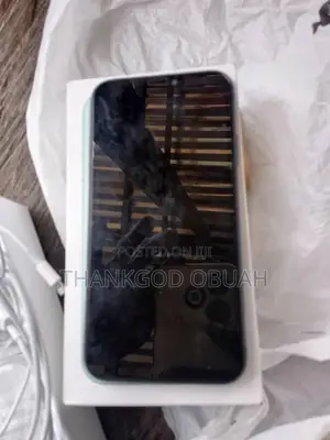 New Apple iPhone 11 64 GB Black