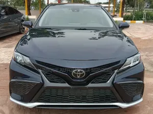 Toyota Camry SE Nightshade 2021 Blue