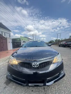 Toyota Camry 2012 Black