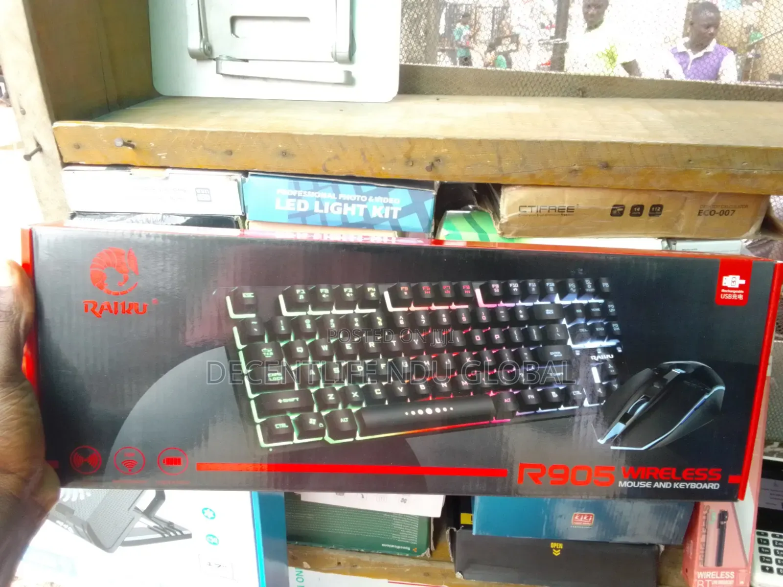 R905 Gaming Wireless Keyboard and Mouse
